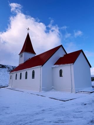 โบสถ์วิกแดง โบสถ์อันเป็นสัญลักษณ์ของหมู่บ้านทางตอนใต้ของไอซ์แลนด์