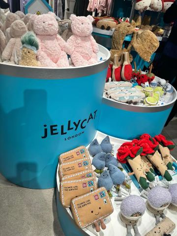 上海の新天地にあるジェリーキャットの店舗🧸✨ | Trip.com 上海