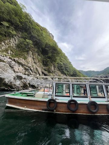 Slow Life: A Scenic Boat Ride Through Oboke Gorge