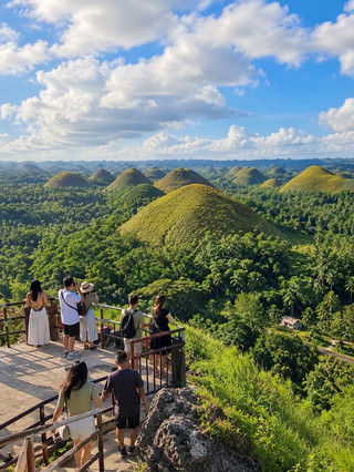 🍫⛰️ Chocolate Hills: A wonderland in Bohol, Philippines