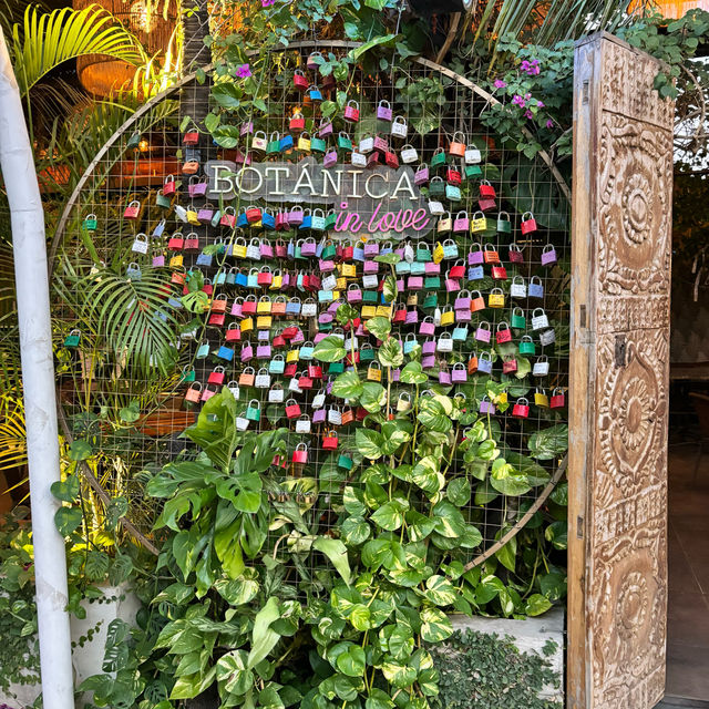 Botanica Cocktail Bar