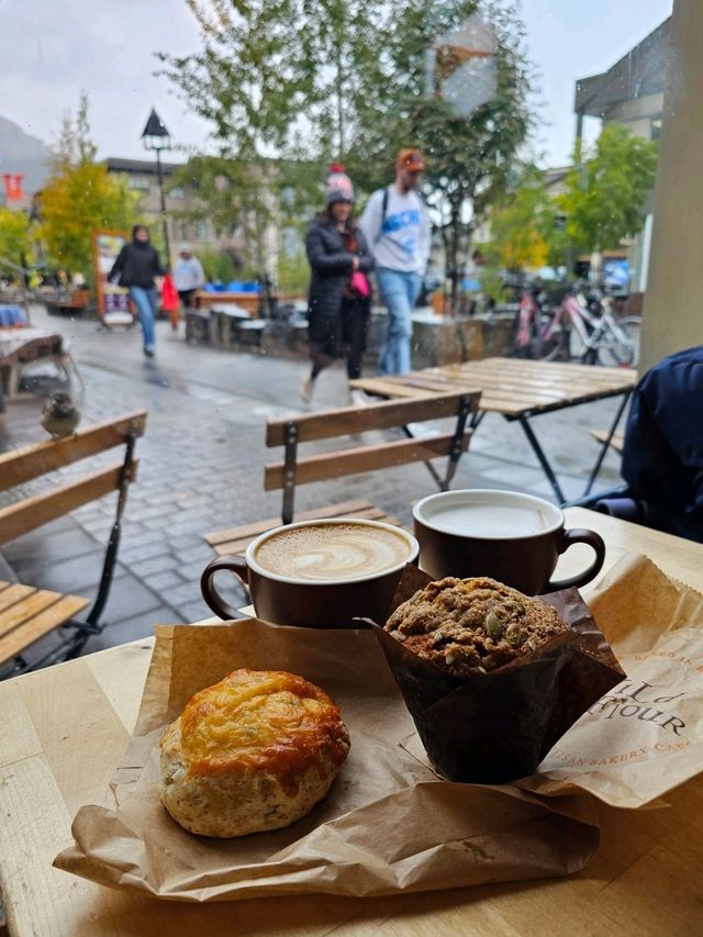 🇨🇦 캐나다 벤프 타운 빵이 맛있는 감성 카페