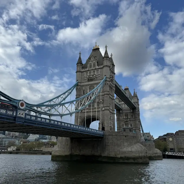 イギリスの有名橋:タワーブリッジ