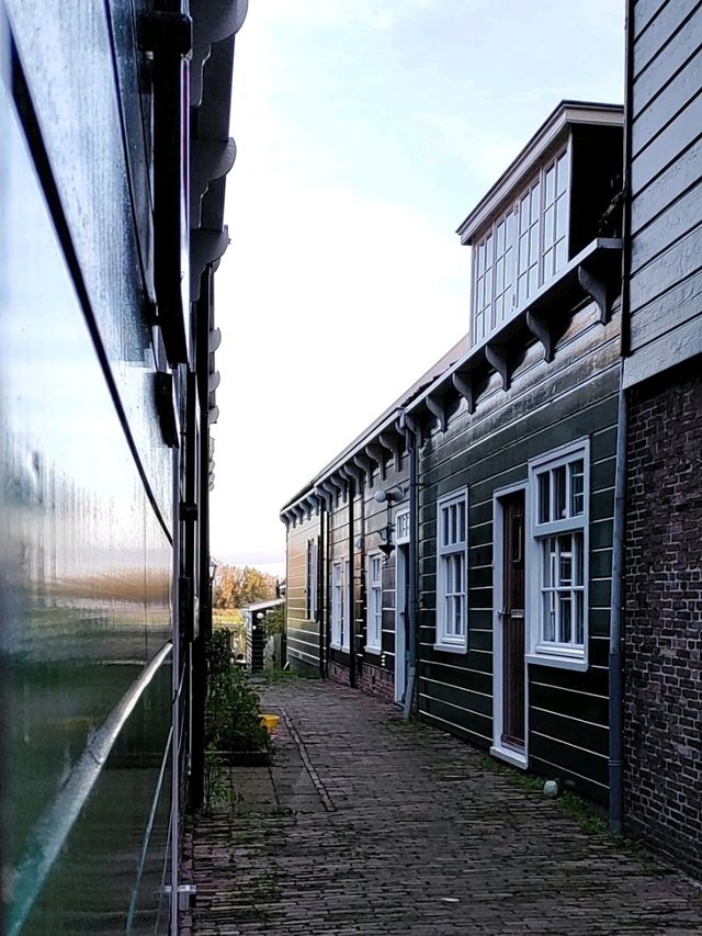 Volendam Unplugged: A Quaint Escape into Dutch Charm!