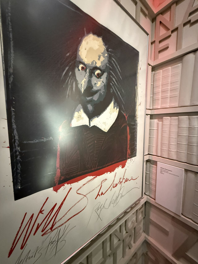 Shakespeare Centre – Where the Bard’s Legacy Comes to Life! 🎭✨