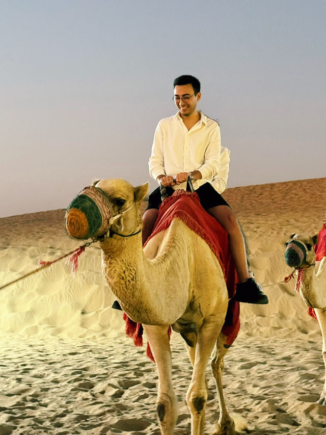 Dubai Desert Safari: A Thrilling Adventure in the Dunes! 🏜️🐪✨