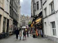 Discovering Antwerp + Hidden Foodie Gem: Noung Inle!