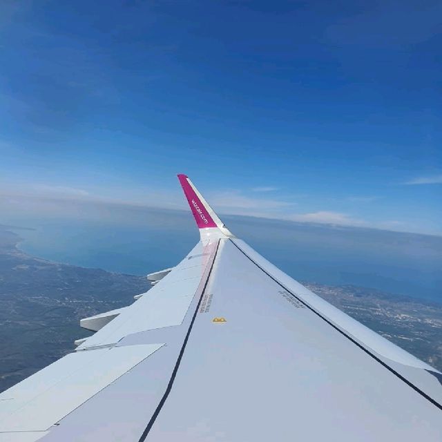 Low-Cost Traveling in Europe: Ryanair, Wizz Air, and easyJet Compared