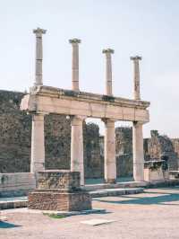 🧱 Pompeii – The Eternal City Frozen in Time