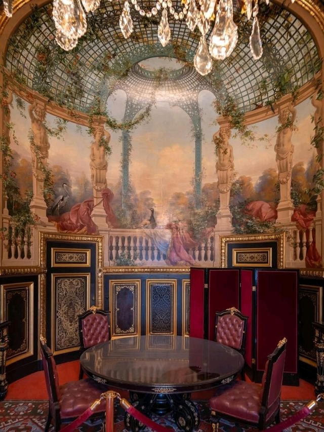 🖼 The Louvre: A Palace of Art, Time, and Wonder 🎨🇫🇷