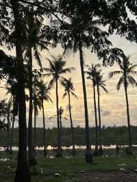 Gili Islands 100$: 3 Car-Free Islands with Turquoise Water & Soul-Healing Sunsets