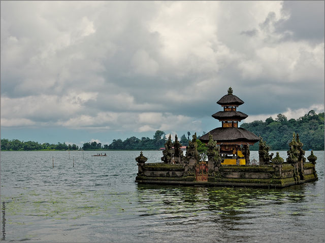 Pura Ulun Danu Bratan: храм, плывущий по облакам