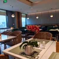 Escape the stress at Hilton Garden Inn Nanshan