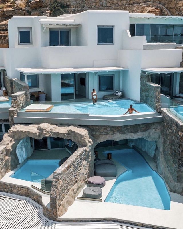 March trip to Greece | Cave hotel! Romantic love, sea, niche private collection.