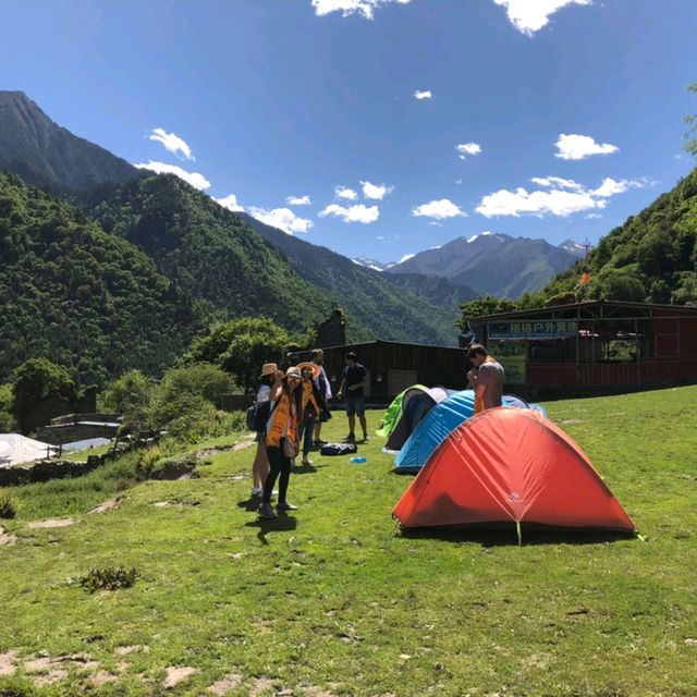 Camping 🏕 in Sichuan's Li County 🇨🇳