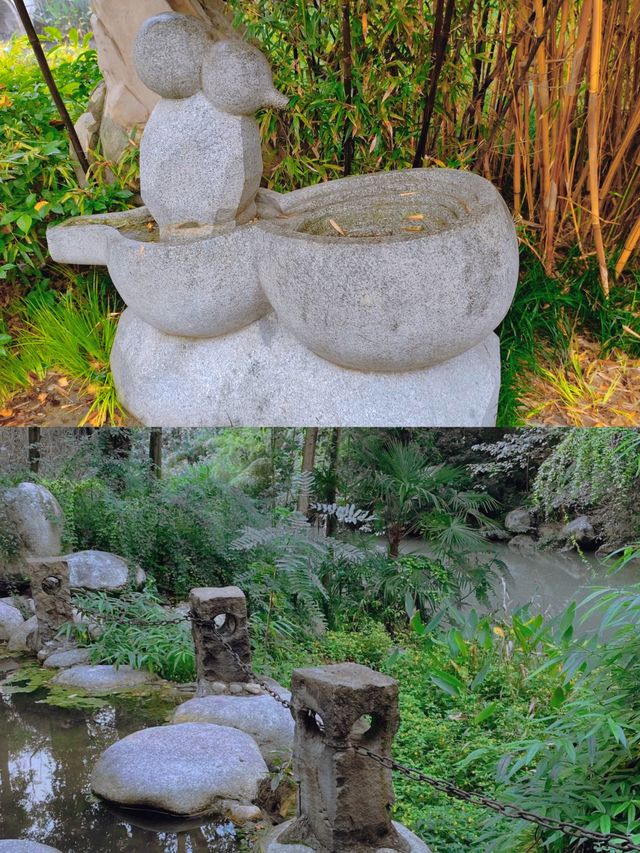 溪水浣花潺潺去，竹林聽風颯颯鳴