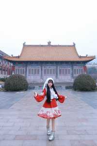 “我寄酒香融敬意，隨風直到太白樓”