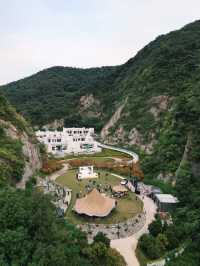山谷裡的未來廢墟感｜溫泉酒店私湯初體驗
