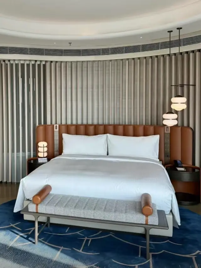 โรงแรมห้าดาวใหม่เปิดให้บริการแล้ว