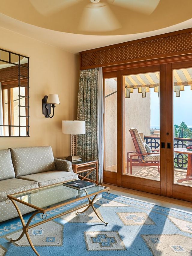 🌟 Sharm El Sheikh's Luxe Oasis: Four Seasons Resort 🌴