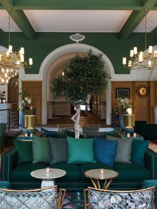 瑞士極樂之旅：揭開 Pontresina 瓦爾特飯店的神秘面紗
