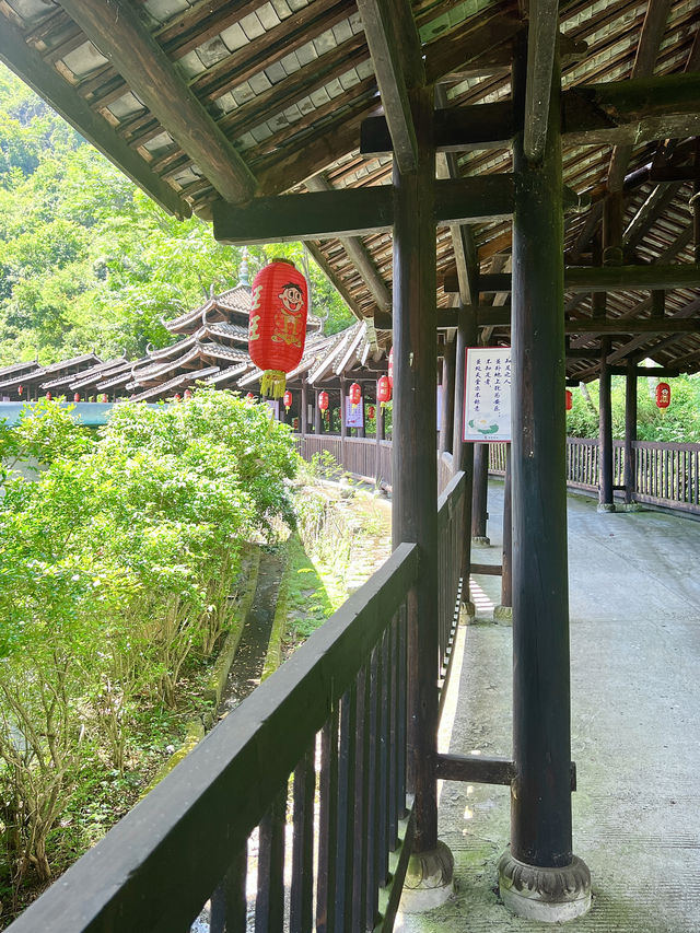 馬山縣靈陽寺
