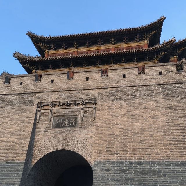 《夜賞大同古城牆，邂逅千年風華》