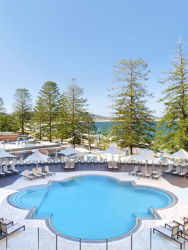 🌟 Terrigal's Top Stay: Crowne Plaza Pacific 🏖️🛏️