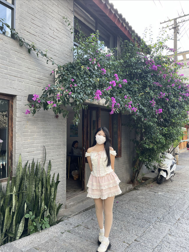 思茅老街戴家巷古建築群。