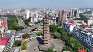 Dasheng Temple Pagoda in Xinfeng, Jiangxi Province.