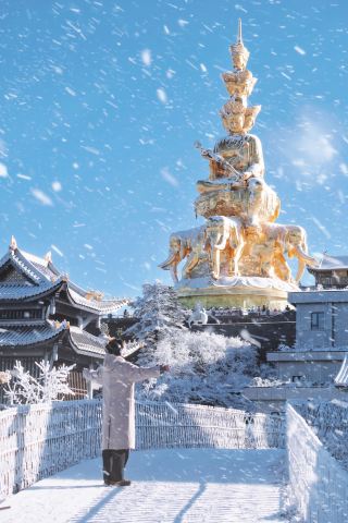 第一次去峨眉山睇雪！請直接複製呢條旅遊路線！