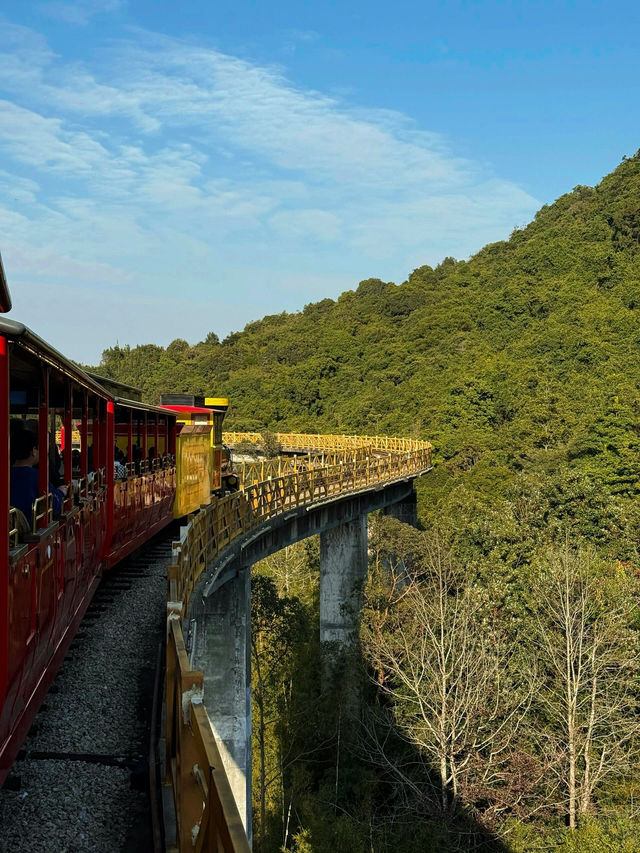 ——深圳市東部華僑城茶溪谷：森林小火車的浪漫之旅