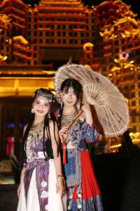 張家界七十二奇樓｜篝火表演&苗服精修照片
