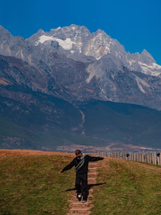 新年旅行第一站當然是去看日照金山