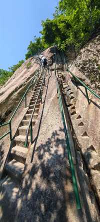 勇登丹東鳳凰山一日遊登山攻略
