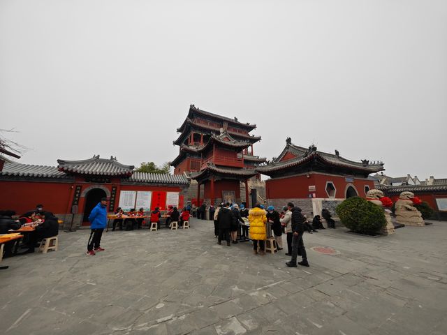 「不到大慈閣，何曾到保定」