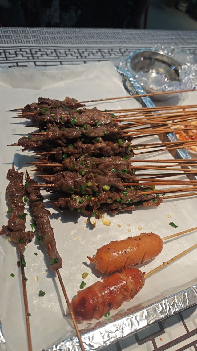 捕捉春日的第一場盛開，每一瓣都是光影的詩