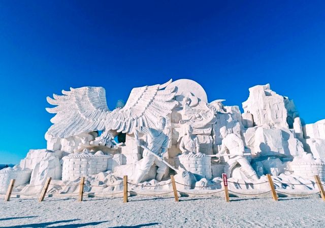 踏浪雲端：在茶卡鹽湖遇見另一個天空
