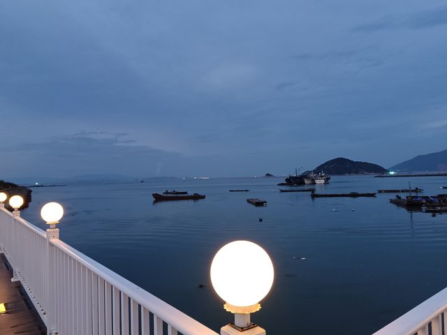 譽海故里｜靜觀雲海漫步海平線