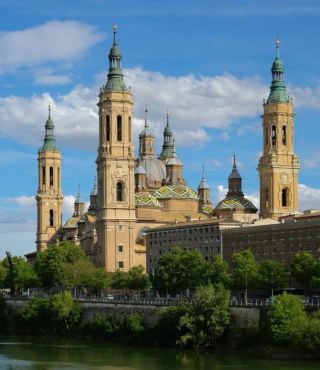 Zaragoza! A Journey Through Millennia of Cultural Treasures