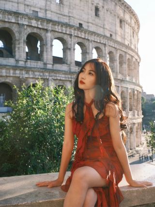 I don't care about you anymore, I'm in Italy 