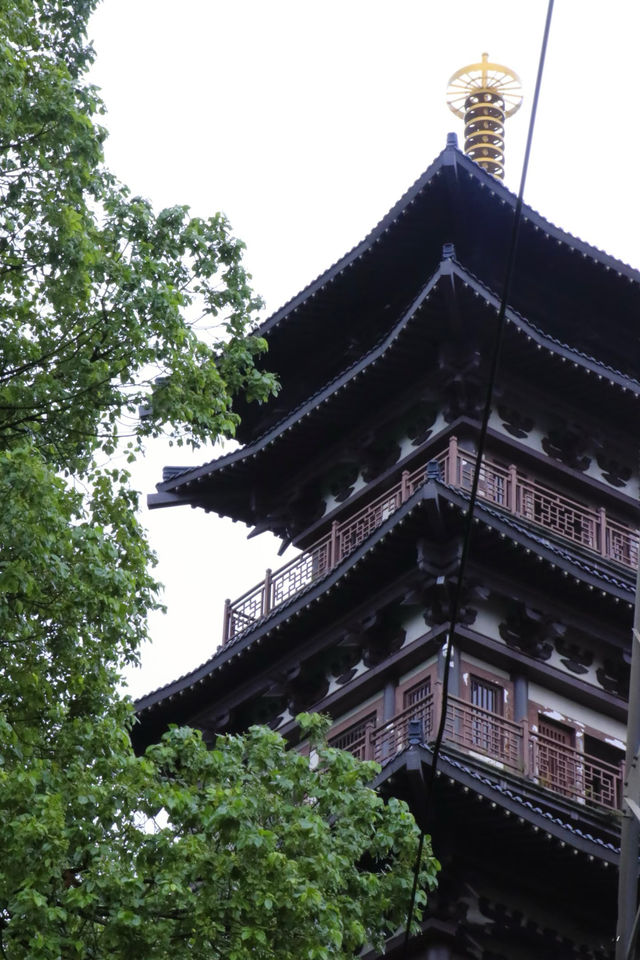 週末出逃計劃｜成都自駕彭祖山，住全季超省心
