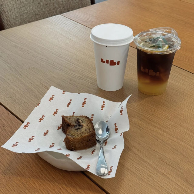 🏡💖시암附近 빌라 카페, 기분이 안 좋을 땐 케이크 한 조각이 최고야!