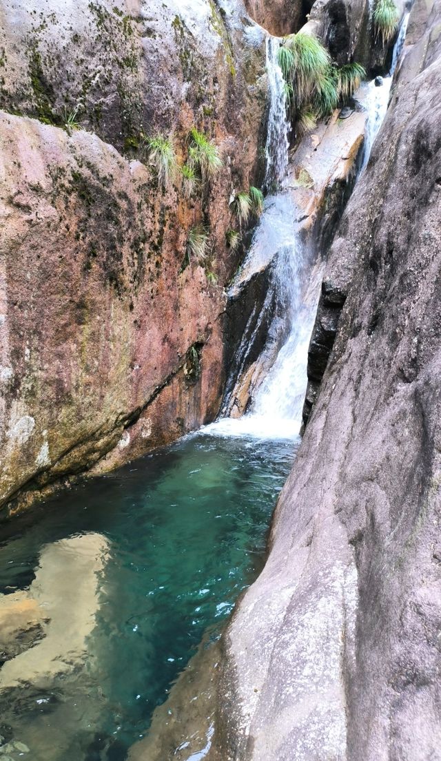 青陽九子巖:景色醉人的山水秘境 青陽九子巖:景色醉人的山水秘境