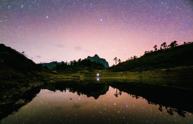 探訪金字塔雪山秘境