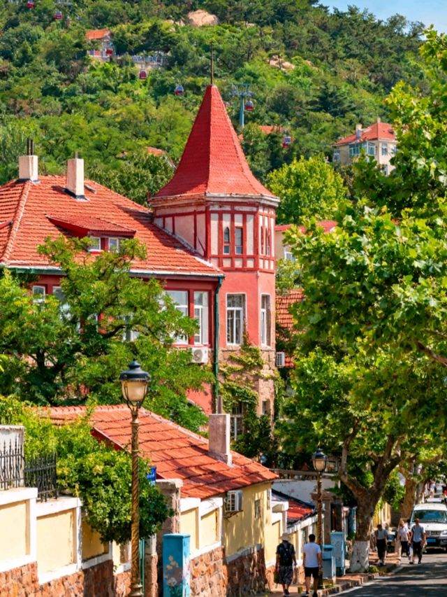山東青島：紅瓦綠樹映著碧海藍天，啤酒香氣裡飄著百年歐陸風情