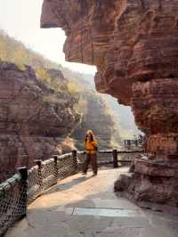 闖入億萬年前形成的峽谷