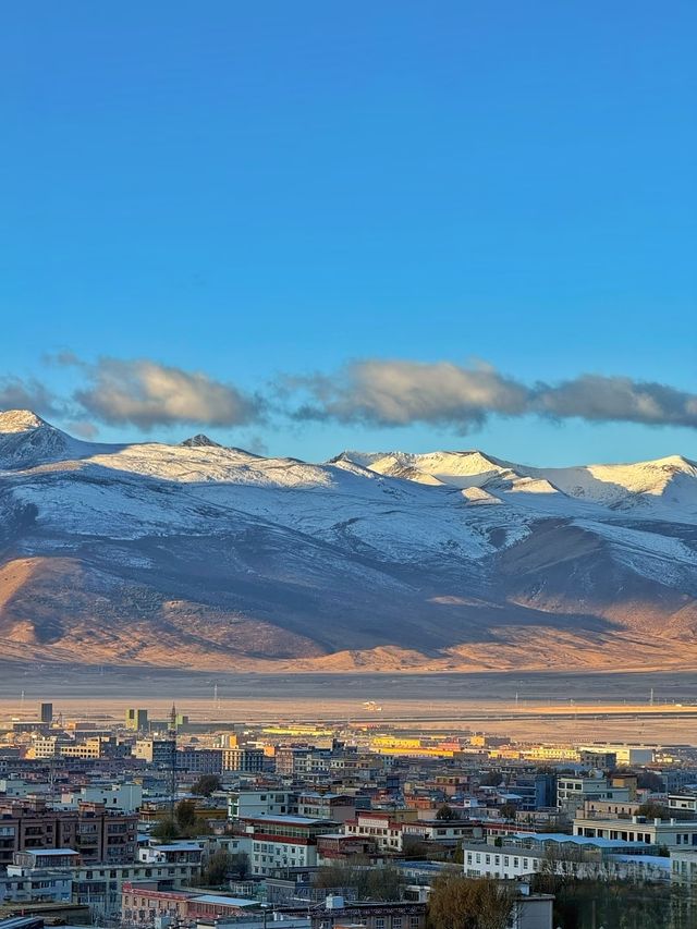 遇見理塘:雲端聖地的朝聖之旅 遇見理塘:雲端聖地的朝聖之旅