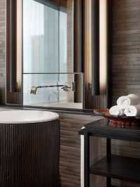 這次上海之旅入住低調奢華的璞麗酒店,完全被它的都市隱逸感迷住了!作為城中稀缺的「都會桃源」,從竹林