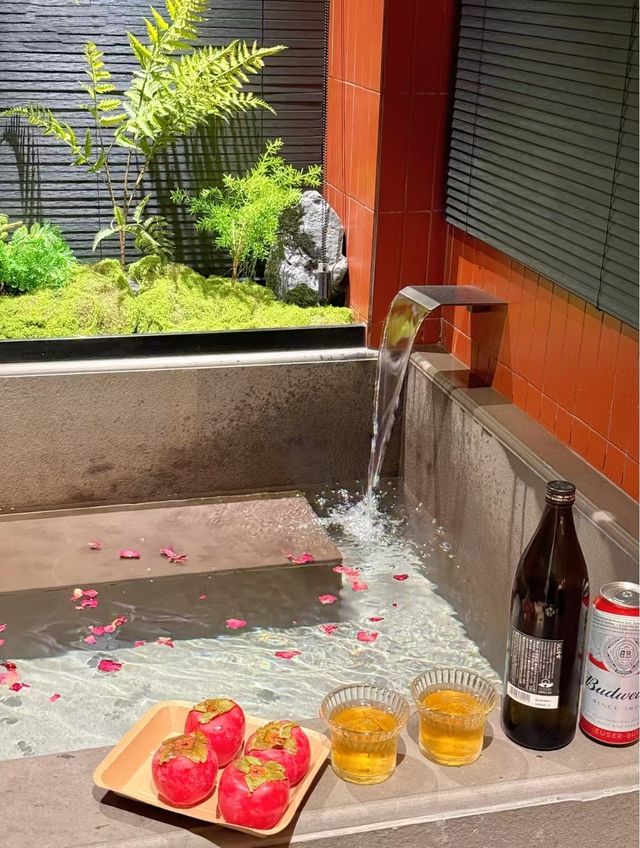 來東山島鎖定這家私湯泳池民宿